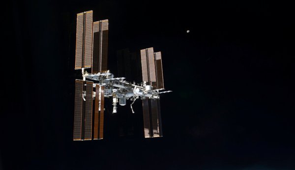 Space junk delays scheduled repairs to International Space Station