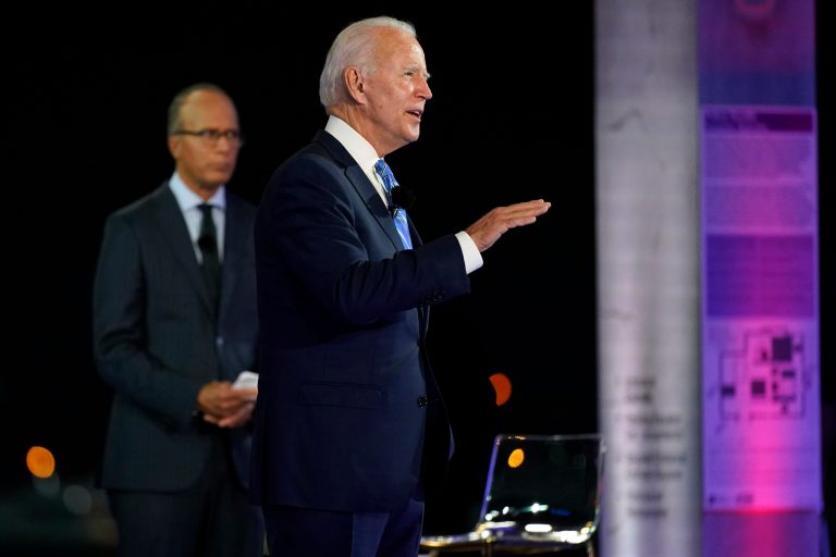 Epidemiologists warn against lockdowns in new declaration. We must listen to them, too