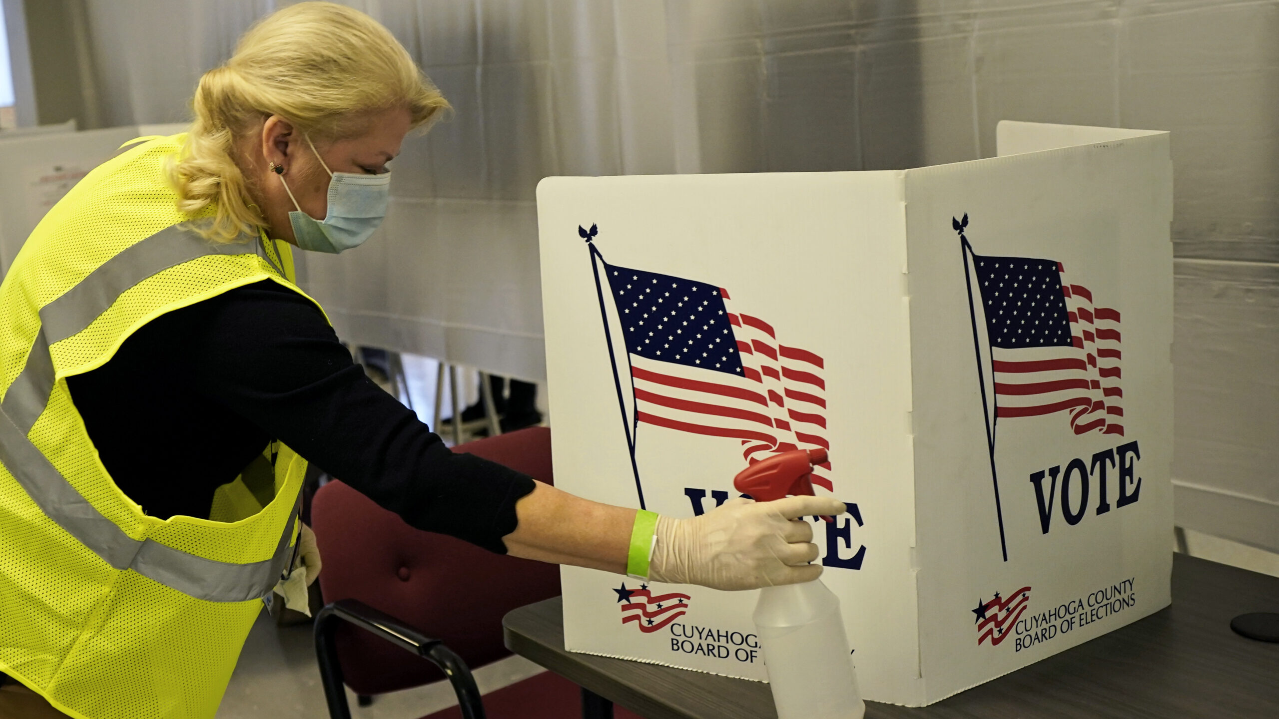FEC chairman: ‘Vote in person,’ mail-in ballots ‘easiest’ to throw out