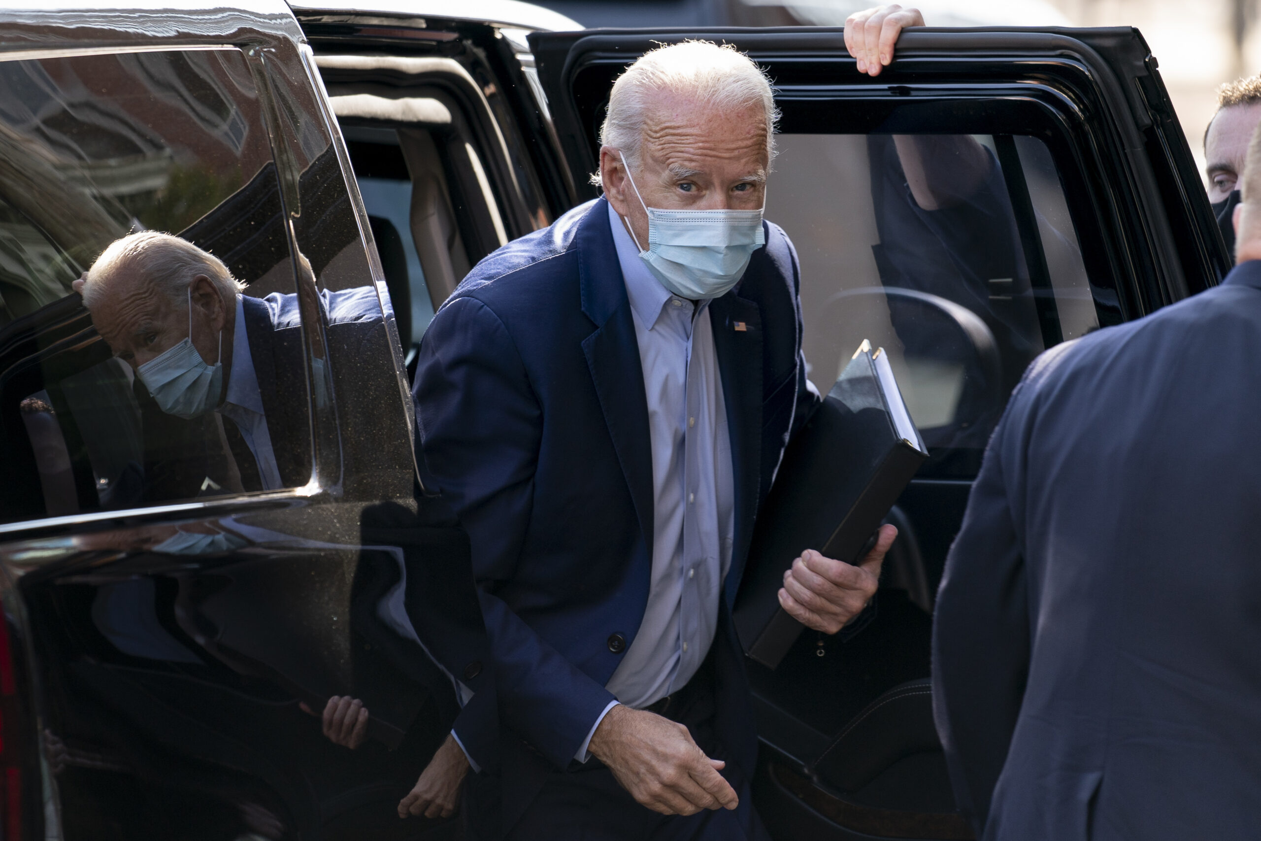Joe Biden flip-flops on national mask mandate. Again.