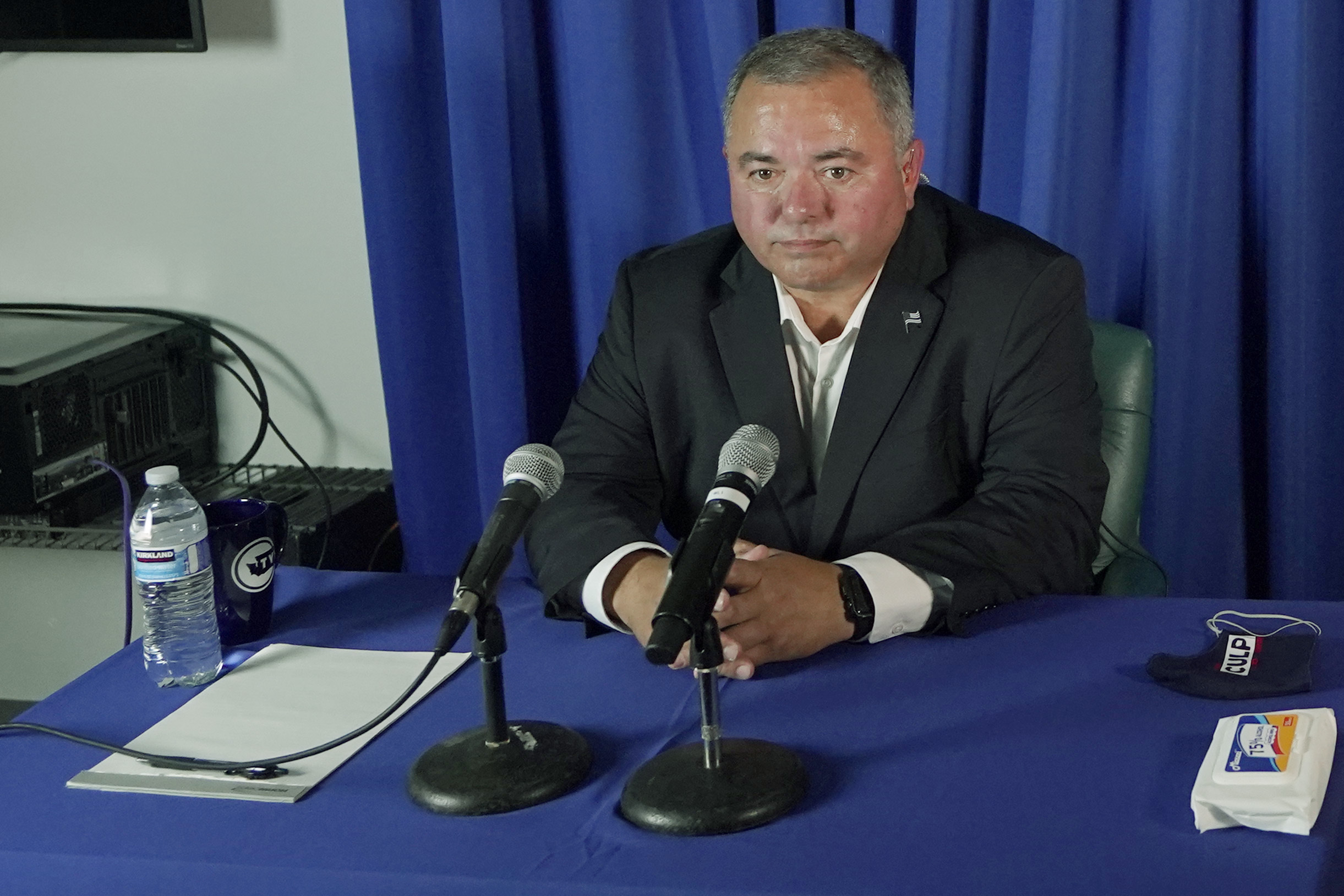 Washington Gov. Inslee’s Republican opponent drops lawsuit alleging mass voter fraud
