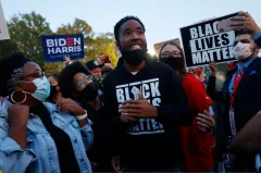 BLM protesters surround white NYC diners and demand they leave the city