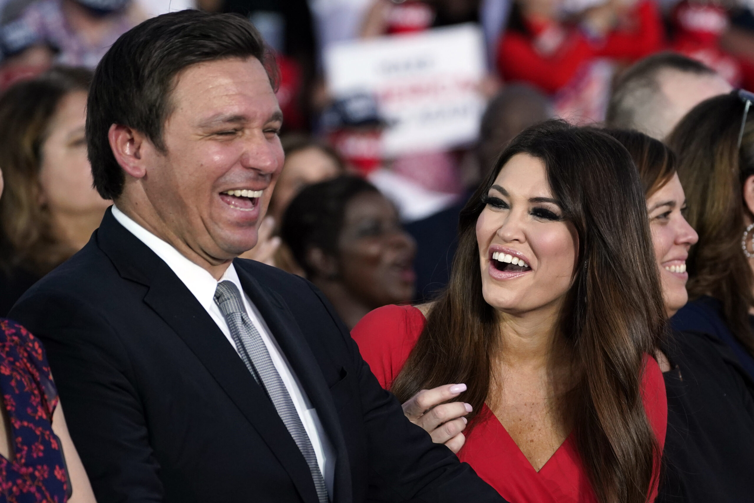 DeSantis gets roaring welcome at UFC event, does it signal a 2024 run?