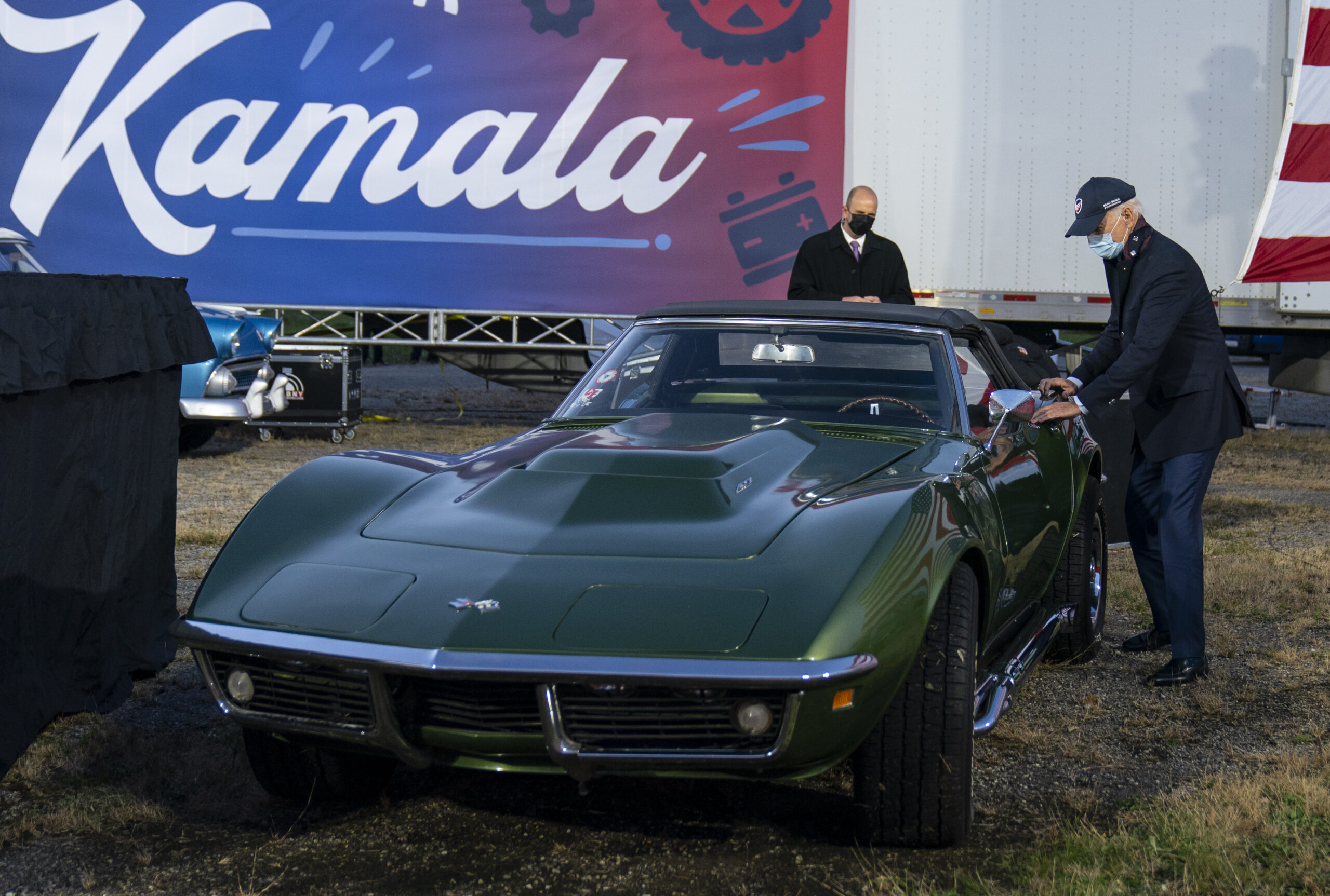 White House won’t say whether Biden owns an electric vehicle