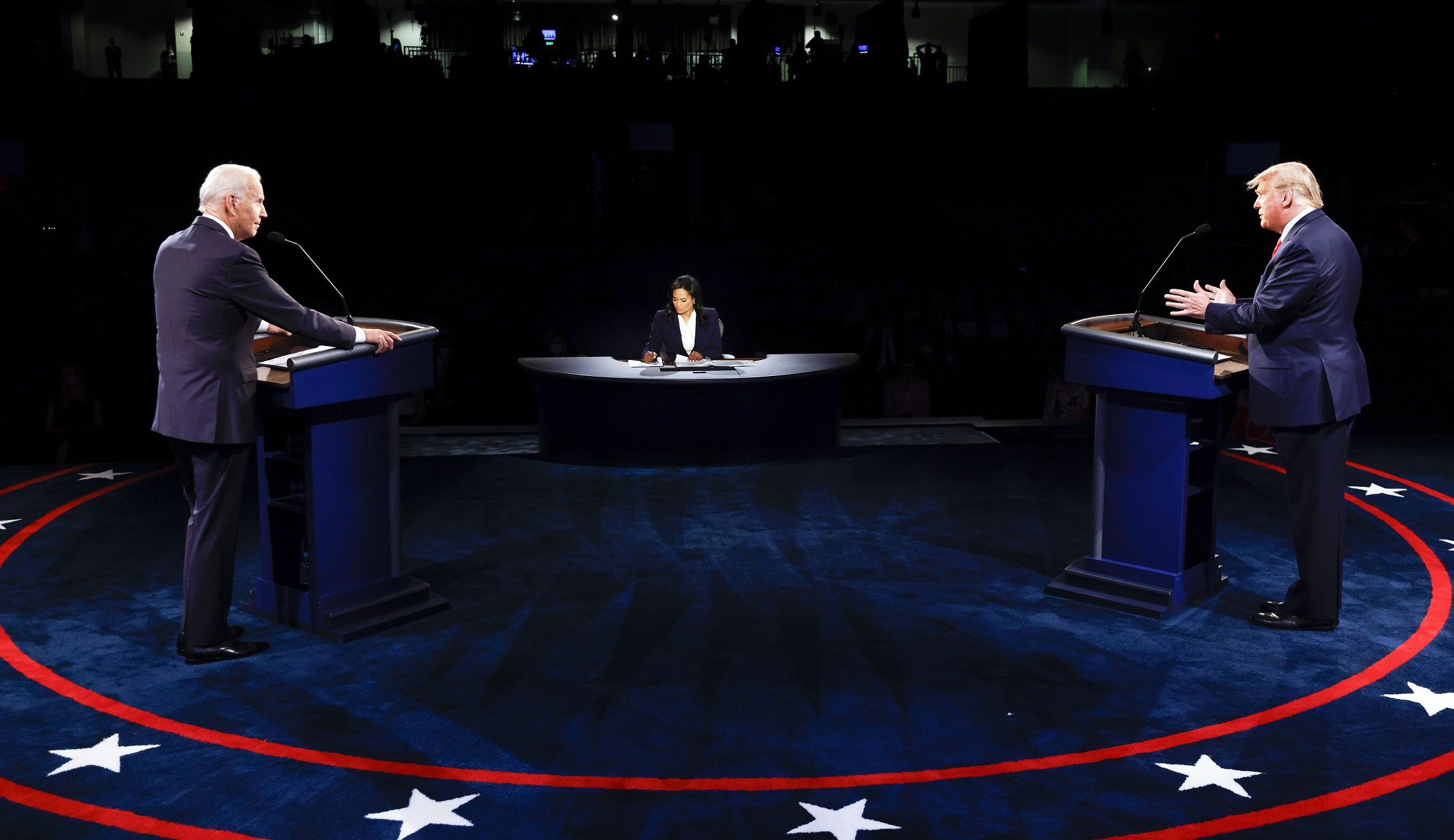 Here’s who won the debate, based on vocals and visuals alone