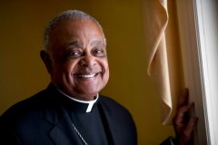 DC archdiocese accidentally sends blunt response on Pelosi Communion ban