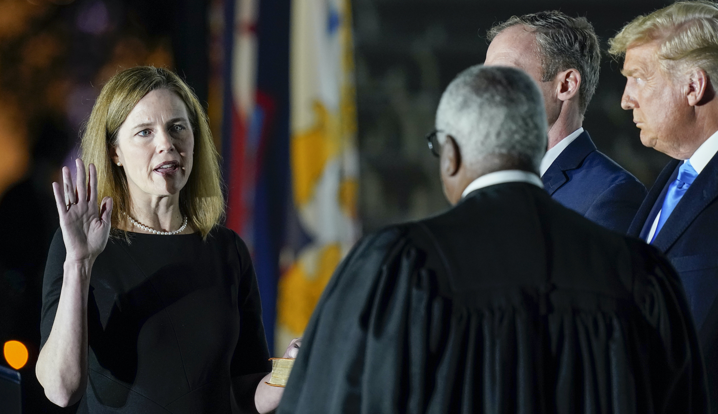 Amy Coney Barrett sworn in at Supreme Court by John Roberts