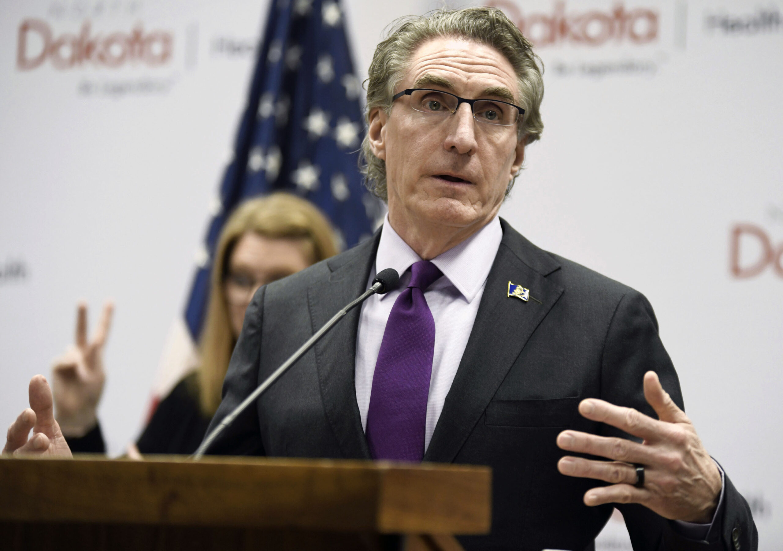 Republican debate: Gov. Doug Burgum now says he will debate after suffering leg injury