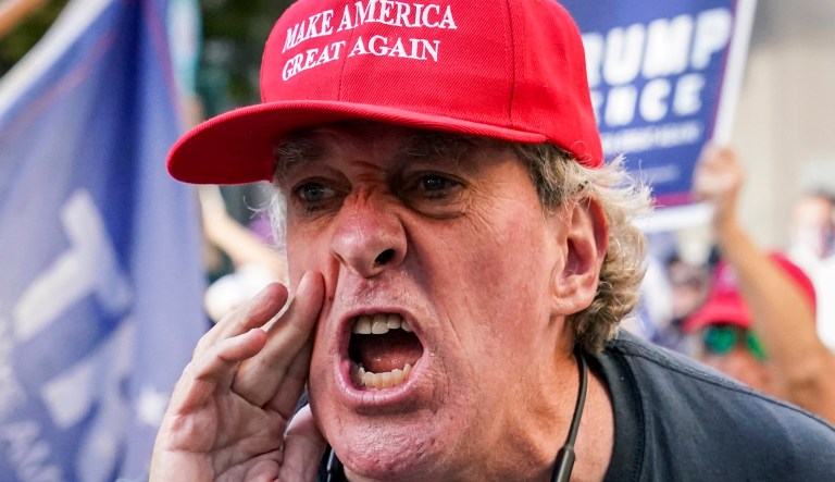 Conservatives should condemn Trump’s imperial ex-presidency, not abet it