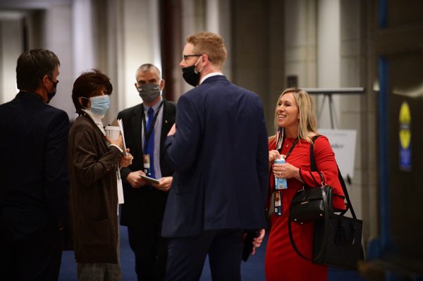 Top GOP mask critic seizes on new finding they’re ineffective: ‘Paging Dr. Fauci’