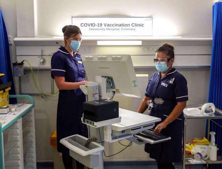 England to revoke vaccine mandates for health and home care workers