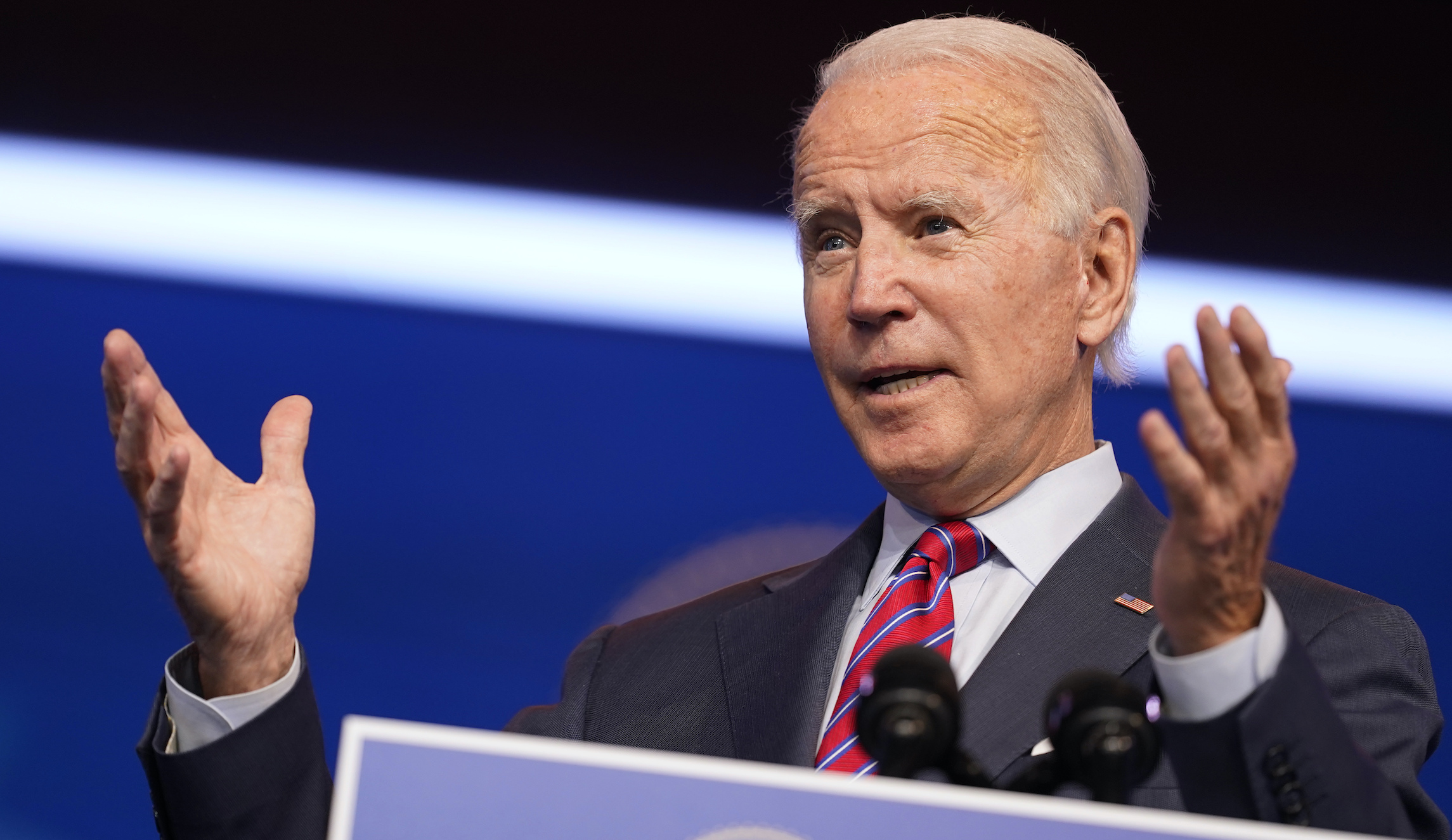 Crush at border feared as Biden assumes power