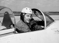 Pence to escort widow of Chuck Yeager to funeral