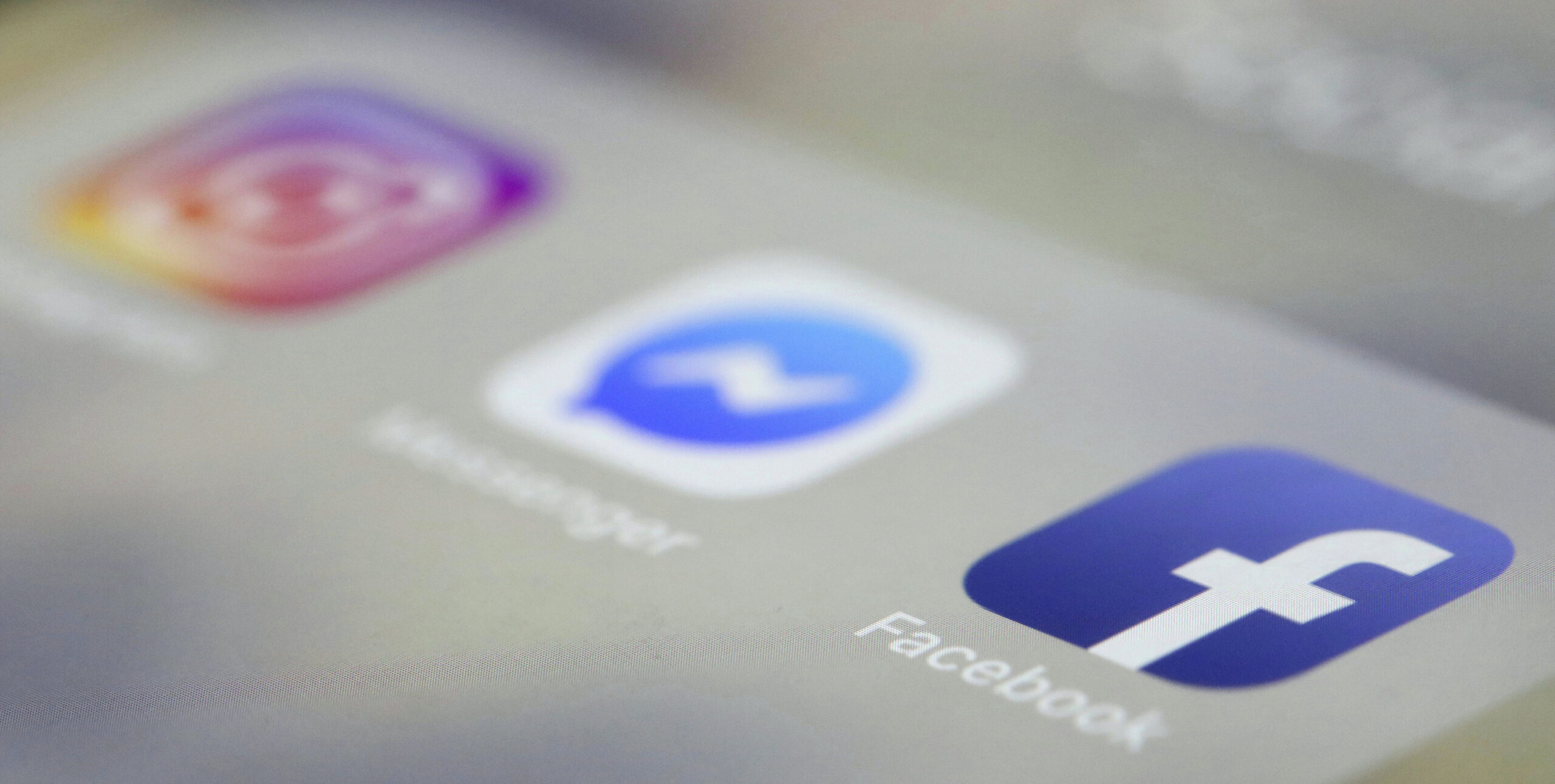 Senators call for Facebook investigation after report it knew Instagram could be ‘toxic’ for younger users