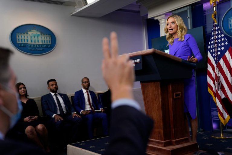 A Yahoo reporter compared former Trump press secretary Kayleigh McEnany to an abusive ex-boyfriend.