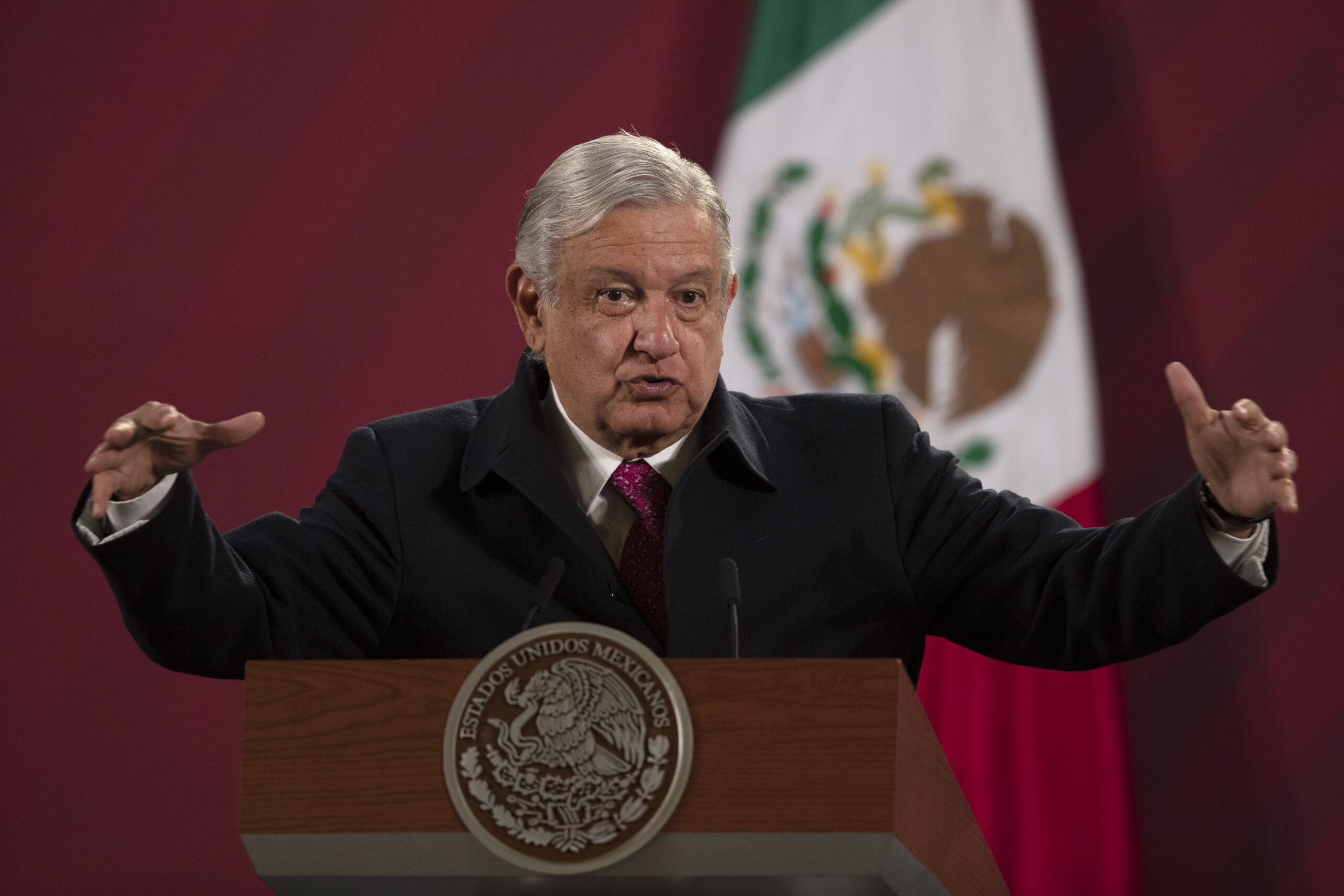 Mexican president slams Twitter and Facebook for blocking Trump
