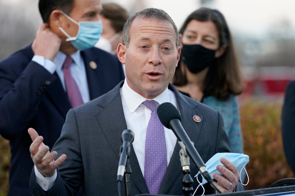 Debt ceiling: Problem Solvers Caucus backs the deal to raise borrowing limit