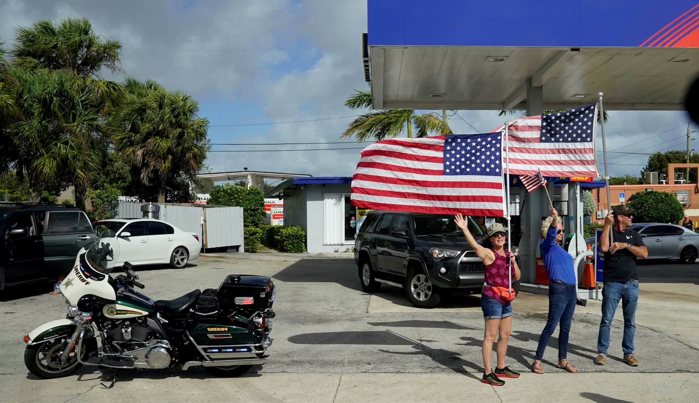 Trump loyalists plan show of support as genteel Palm Beach braces for Air Force One arrival