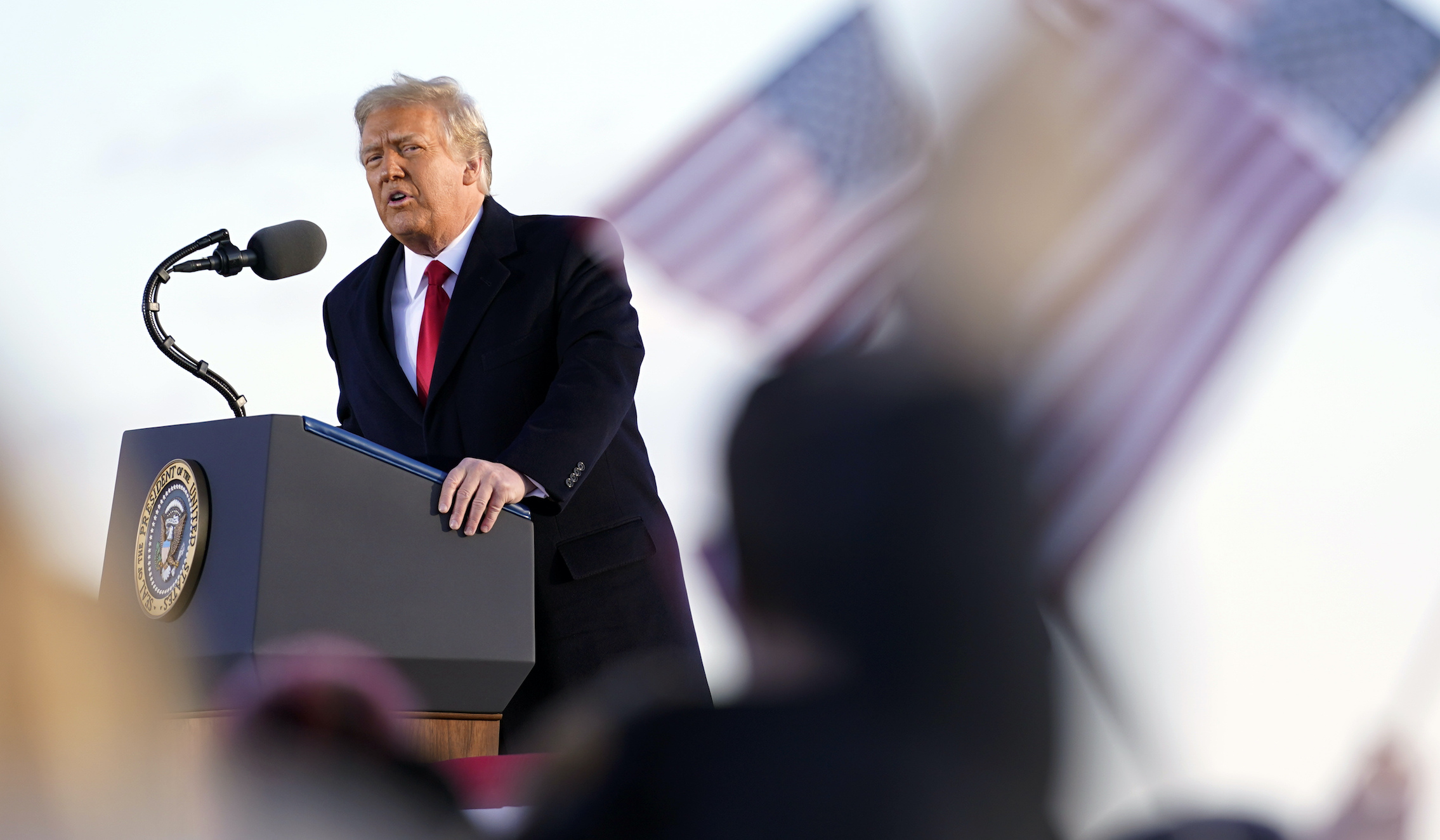 Trump bypasses troop thank you — but revels in military sendoff at Joint Base Andrews