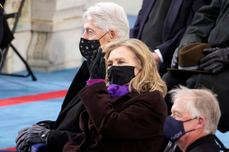 Bill Clinton appears to nod off during Biden’s inaugural address