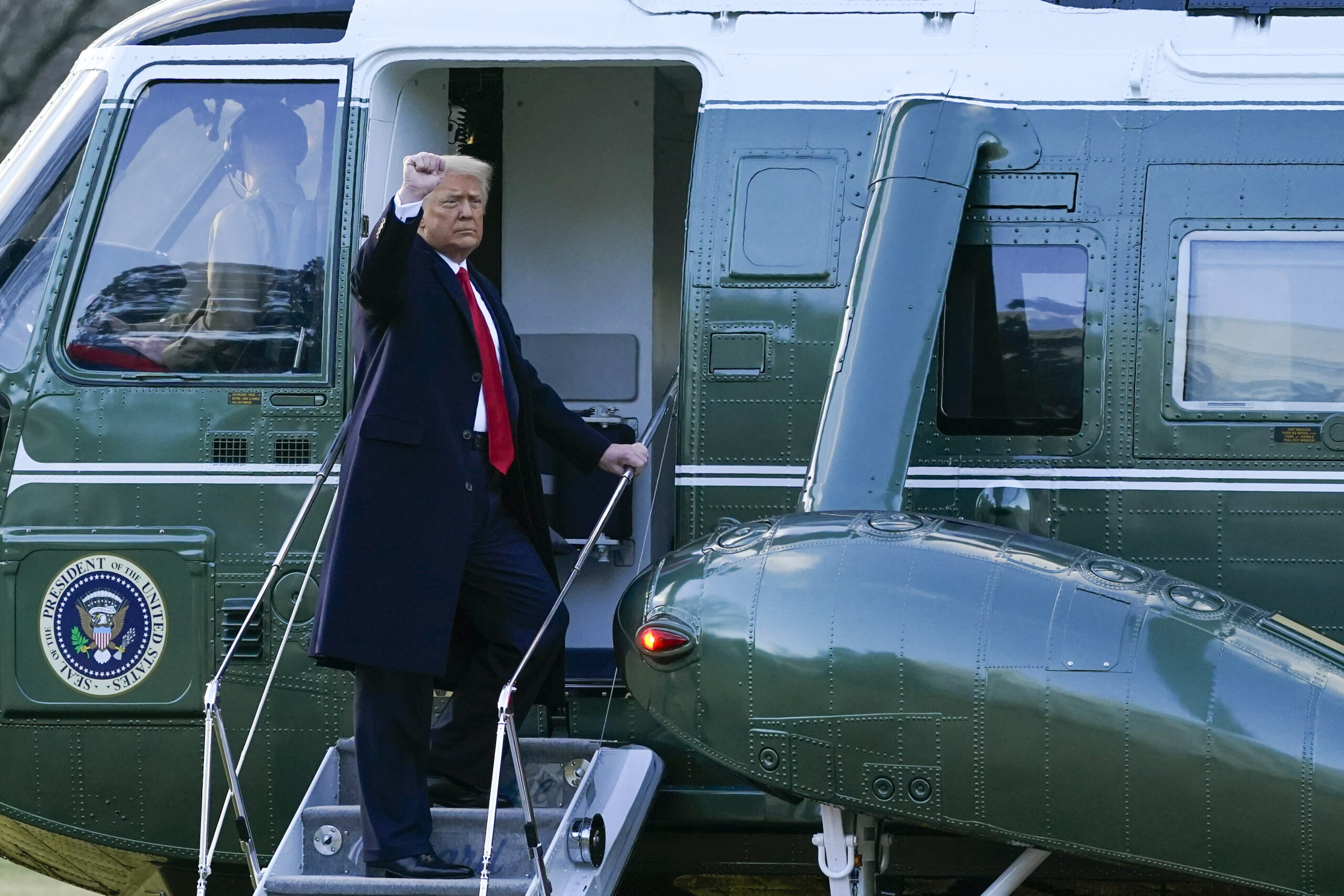 US ‘trust’ in news is world’s lowest, Trump loss killed ‘interest’