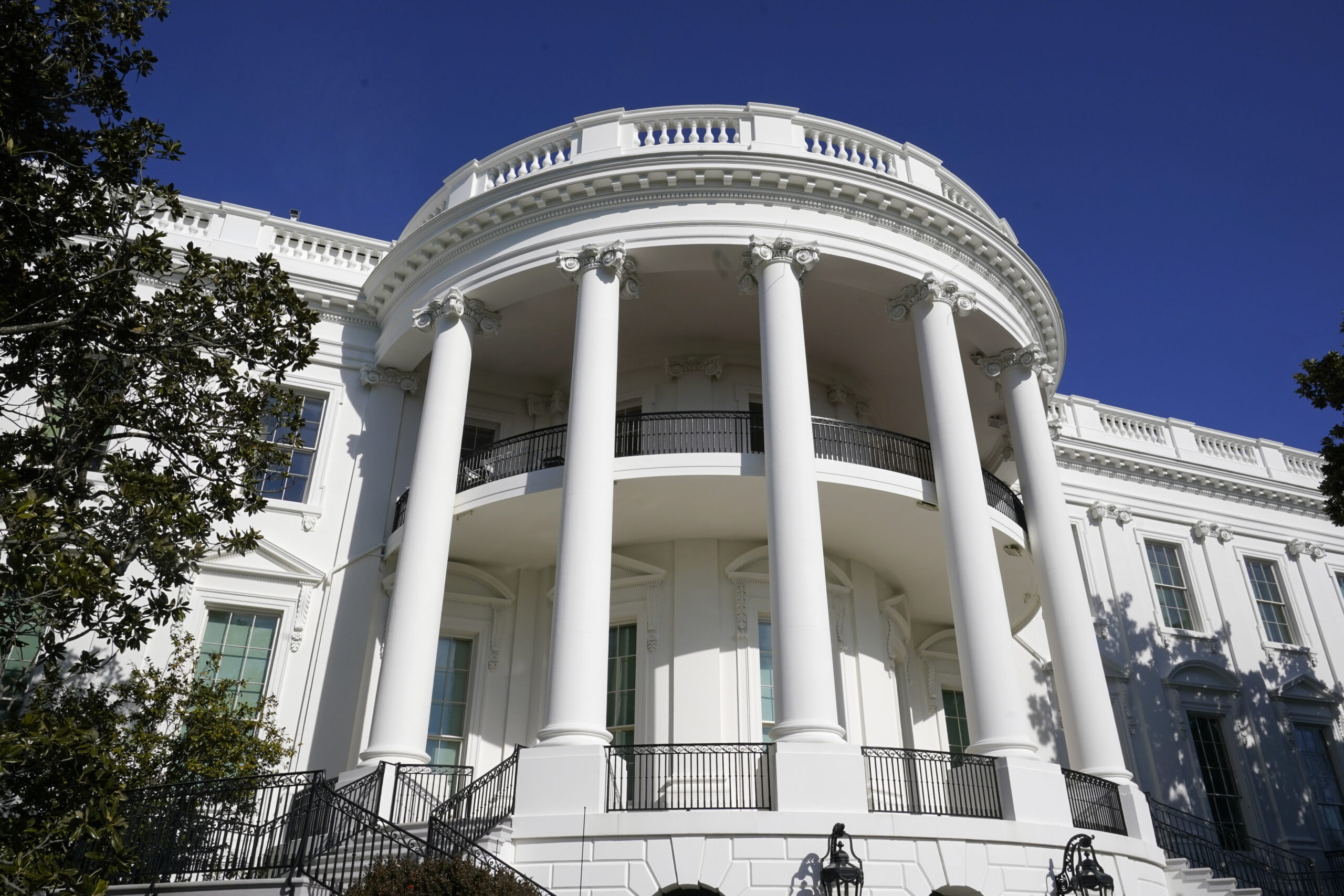 Biden’s $1.9 trillion COVID-19 bill is in trouble