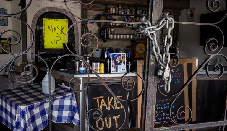 Los Angeles County bans people from watching television in restaurants due to COVID