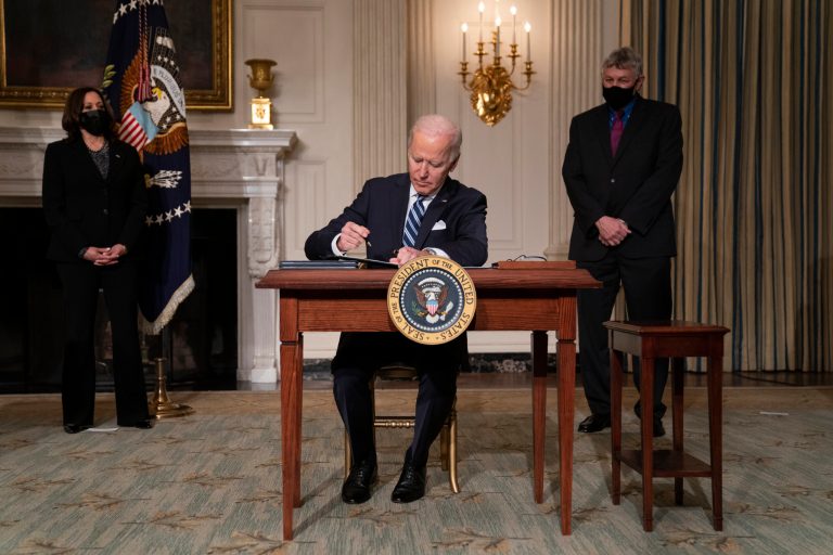 White House science adviser was ‘bullying’ over a dozen staffers, investigation finds