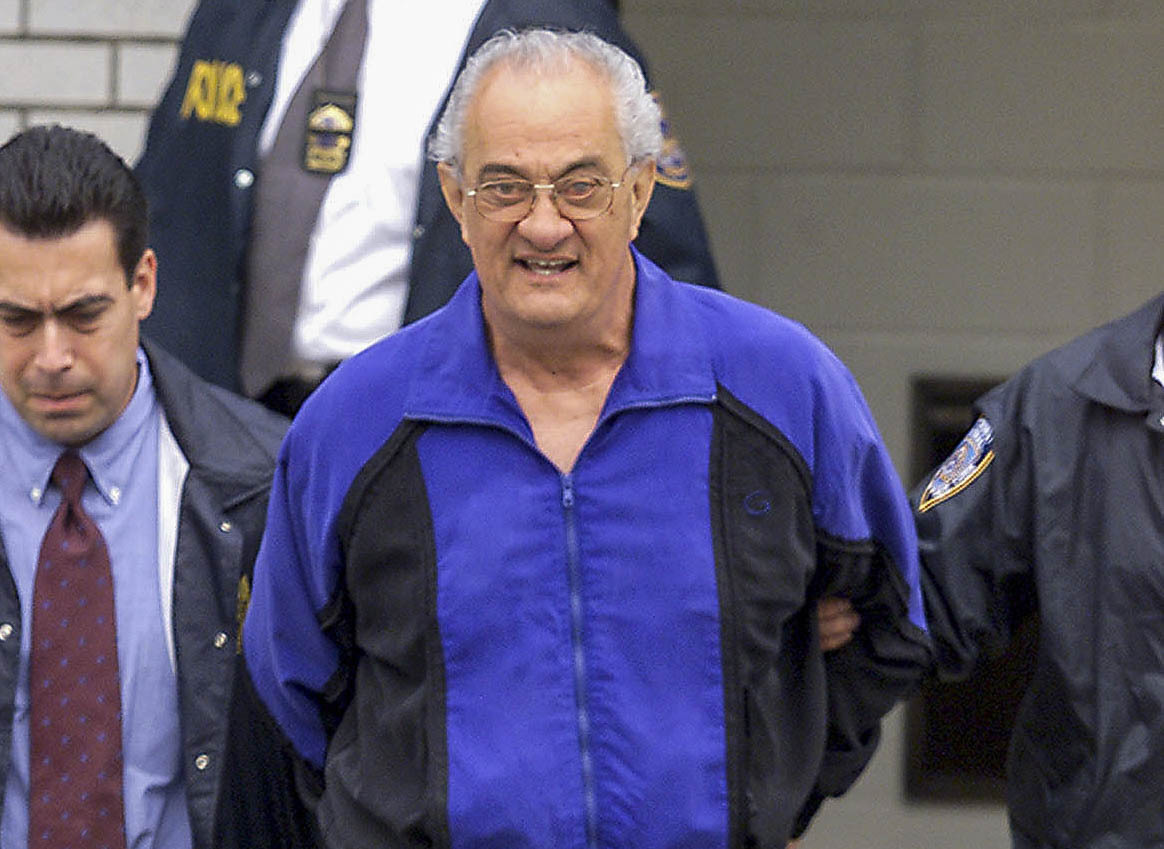Peter Gotti, former Gambino crime family boss, dies in prison