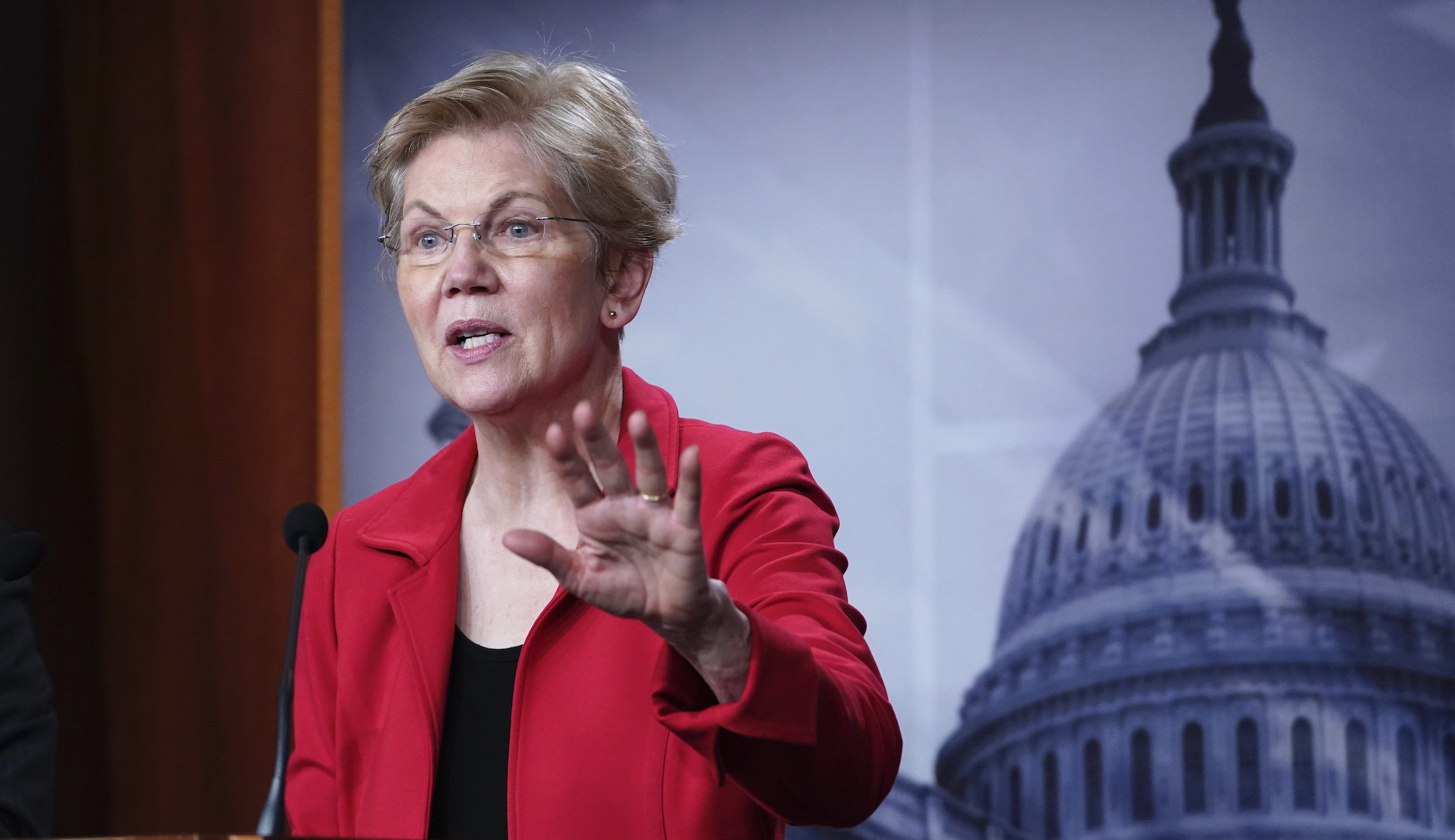 Elizabeth Warren is totally clueless about stock buybacks