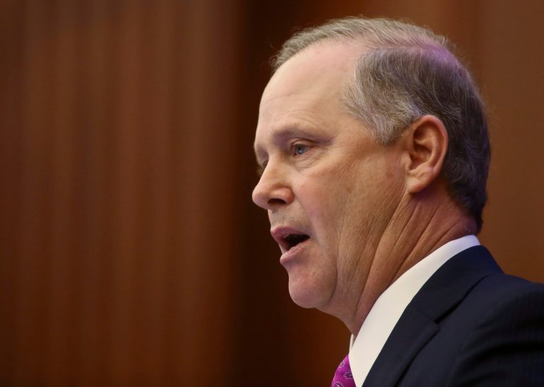 Lawmakers cast and accept blame for failure to boost Florida unemployment benefits