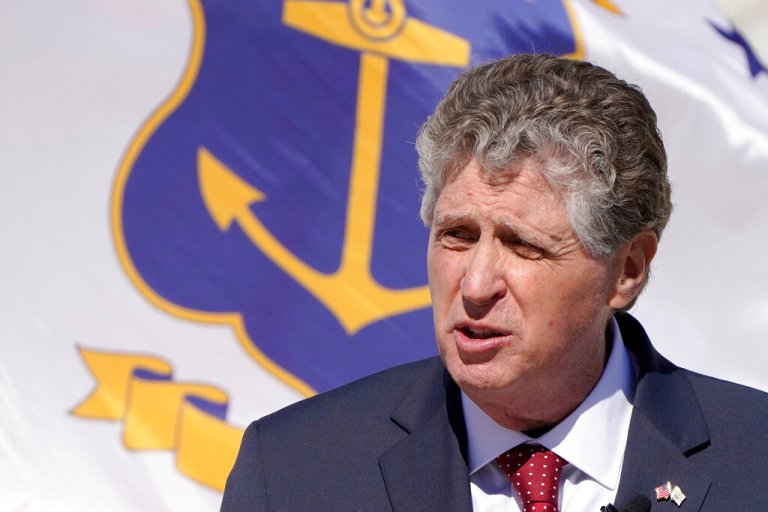 Gov. Dan McKee fends off stiff competition in Rhode Island gubernatorial primary