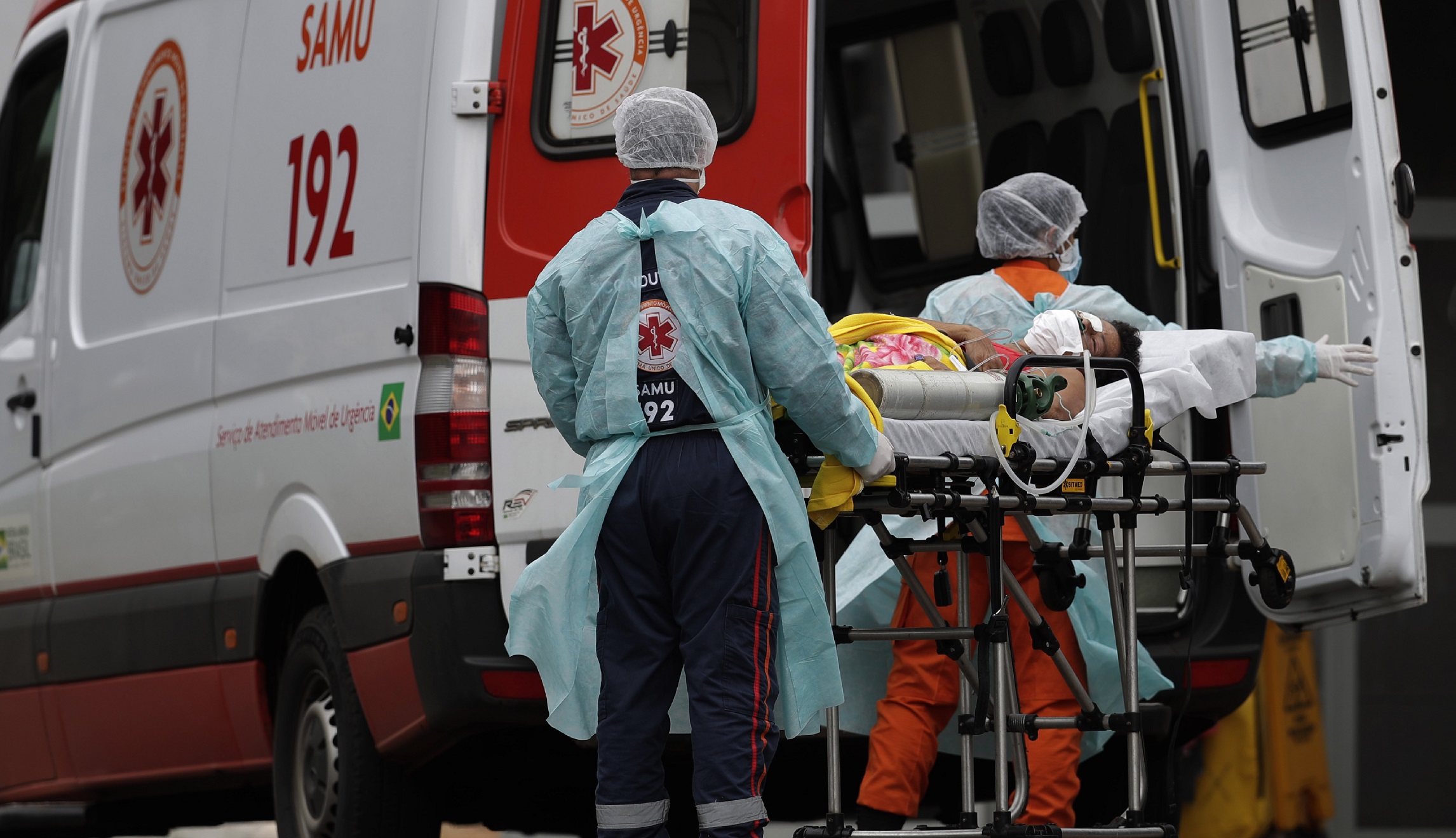 Pandemic specialist tells anti-maskers to get a clue