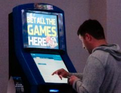 Virginia betting hits $265M in first full month, one of fastest growing in nation