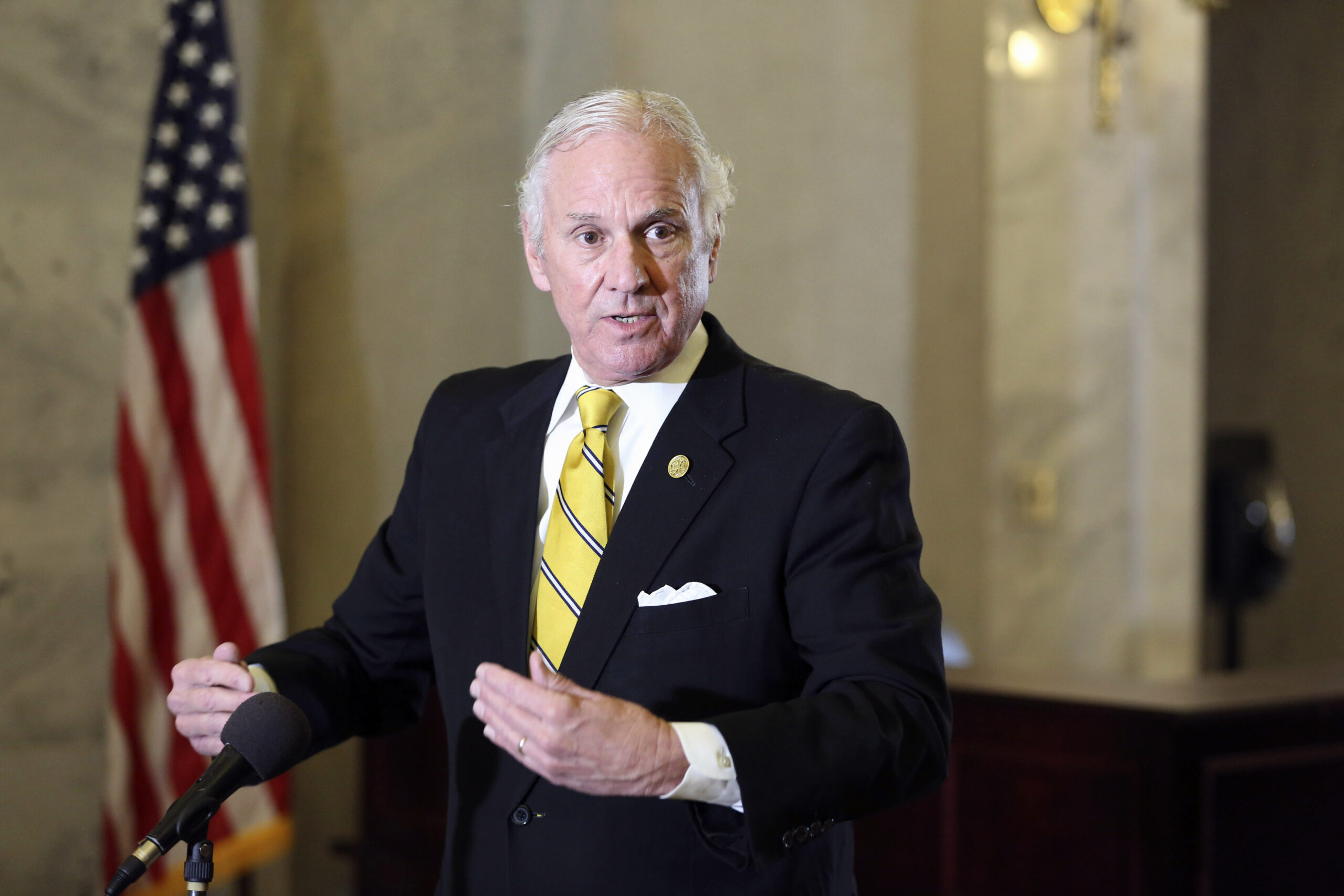 South Carolina governor issues order forbidding Biden administration from housing migrant children in his state