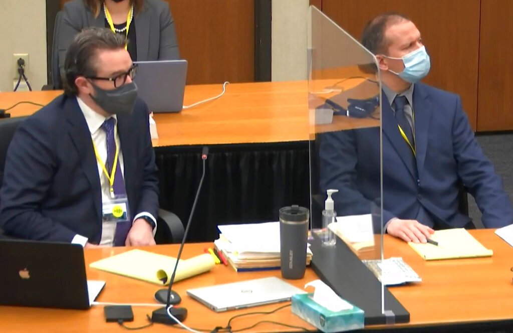 Derek Chauvin invokes Fifth Amendment