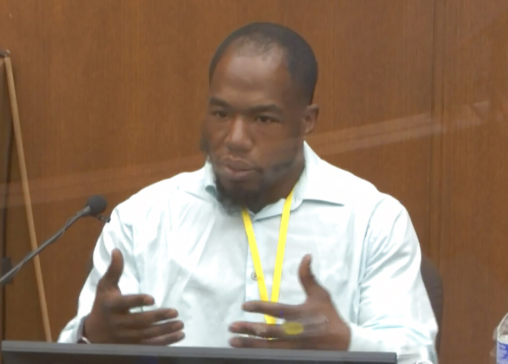 MMA fighter tells court ‘I believe I witnessed a murder’ during Chauvin trial