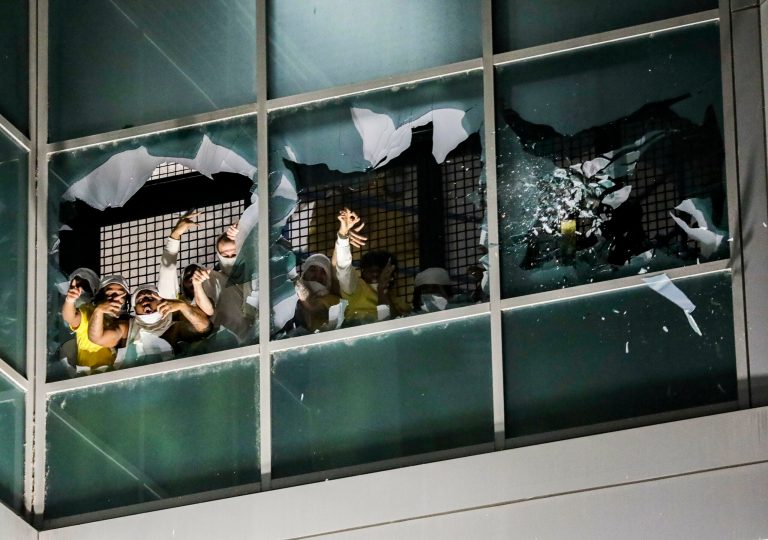 St. Louis inmates break windows and set fires at jail in weekend uprising