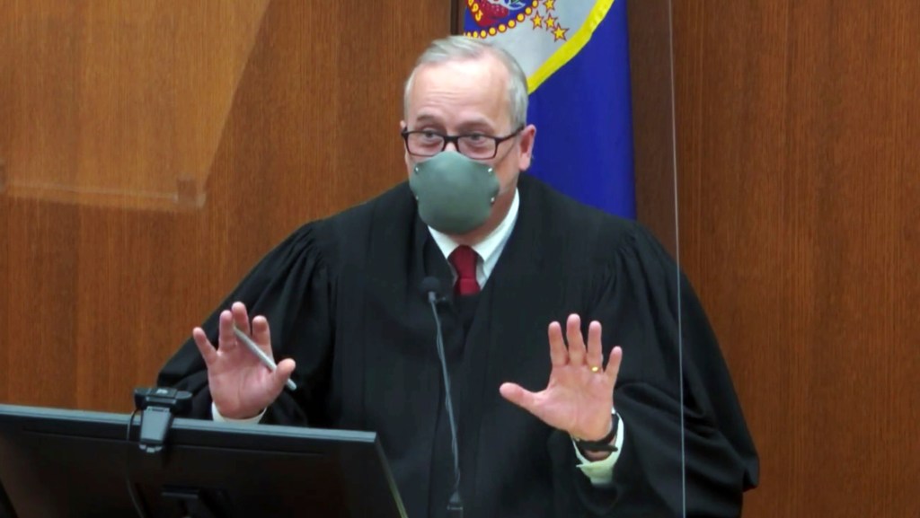 Judge denies request to acquit Derek Chauvin