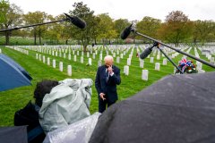 Ditch the mask, Mr. President