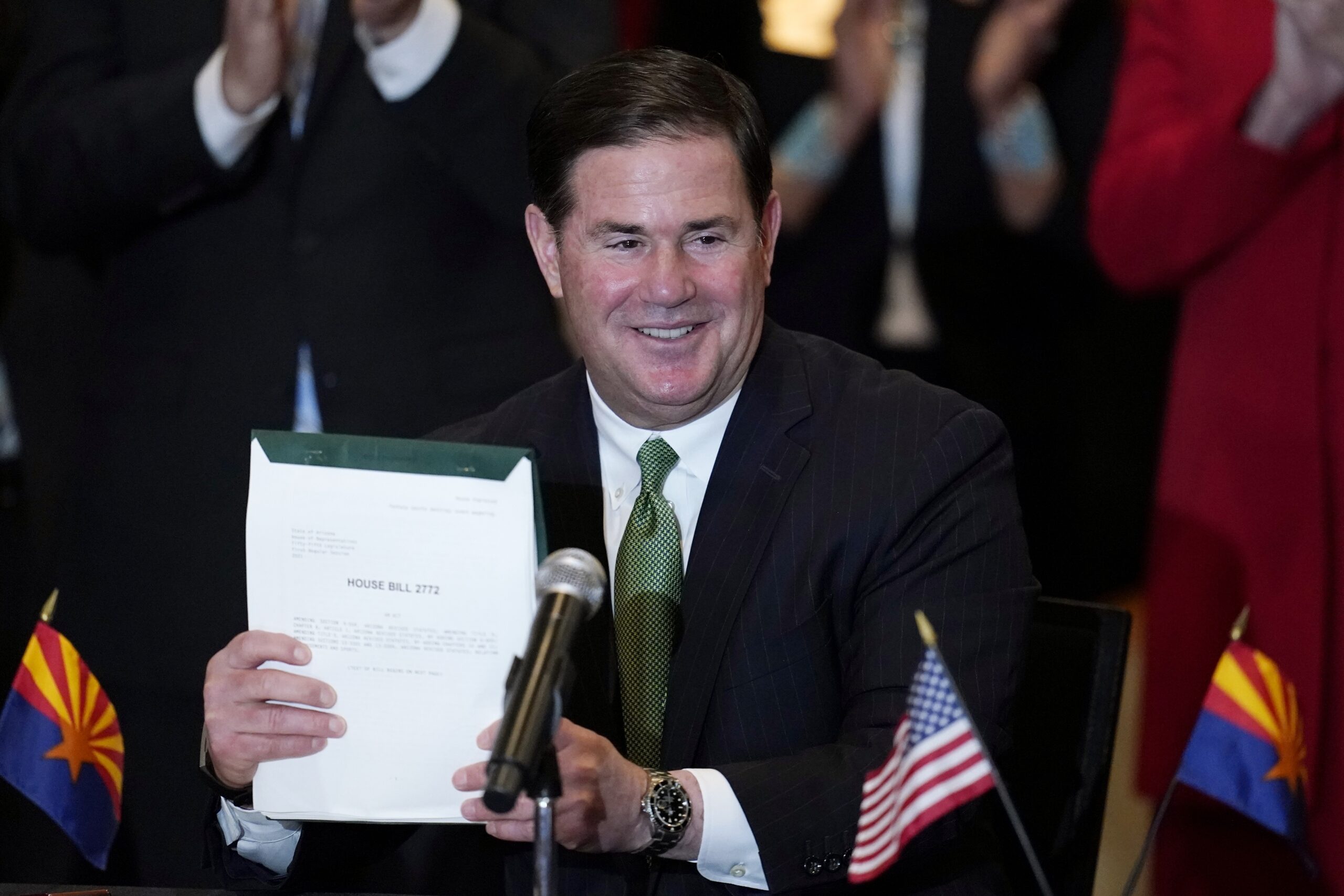 Arizona governor becomes latest to ban vaccine passports