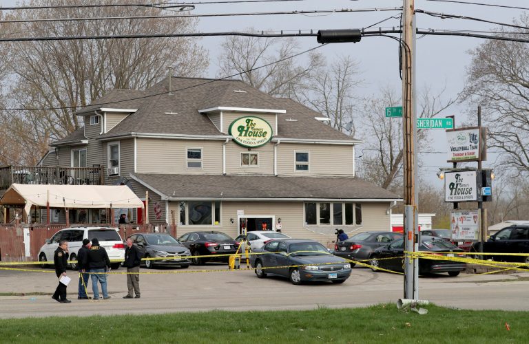 Three dead and three wounded after shooting in Wisconsin tavern