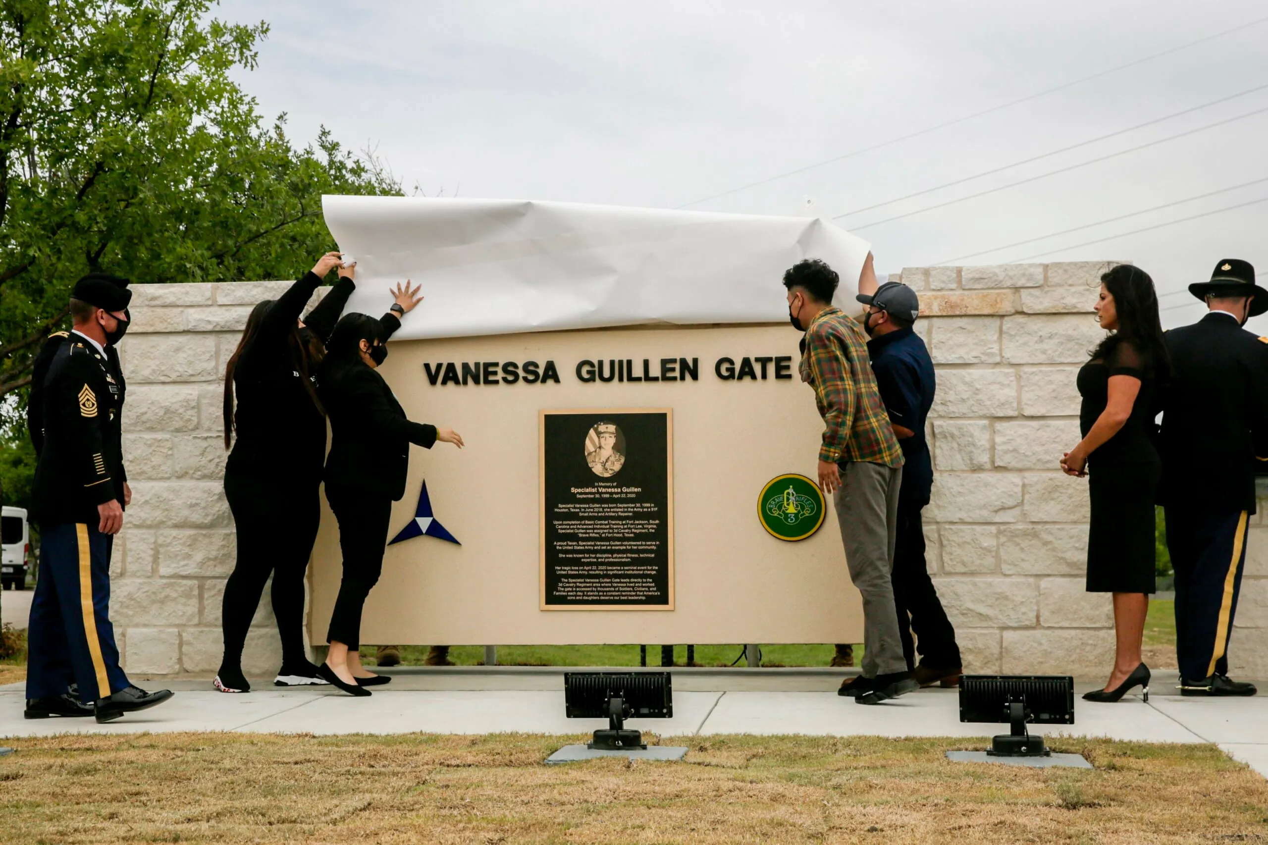 Memorial honoring slain soldier Vanessa Guillen unveiled at Fort Hood