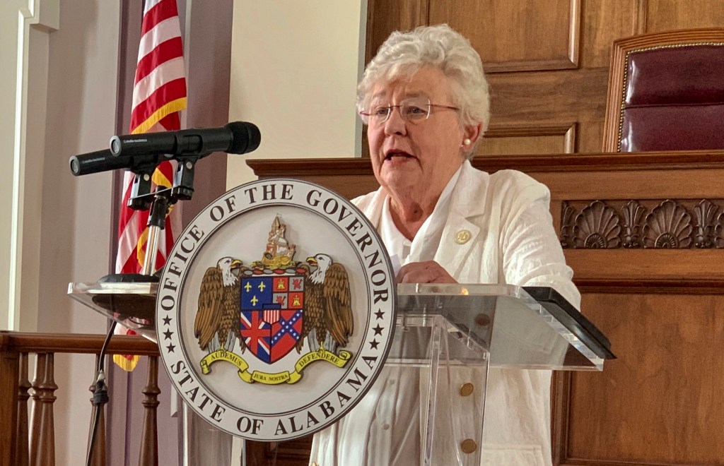 Alabama governor announces reelection bid