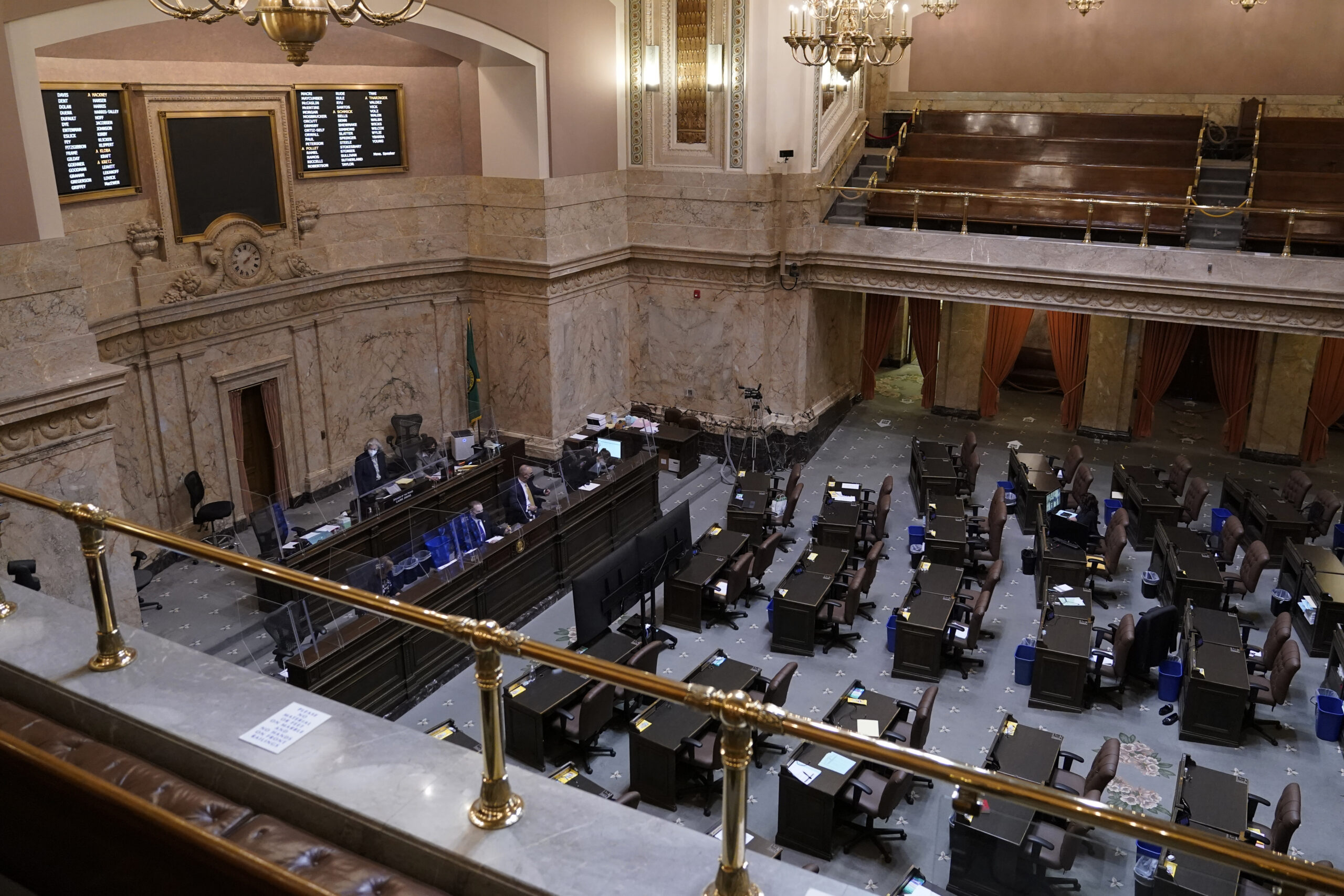 City in Washington passes drug possession law before lawmakers hold special session