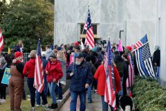 Oregon GOP state lawmaker charged for letting anti-lockdown protesters into state Capitol