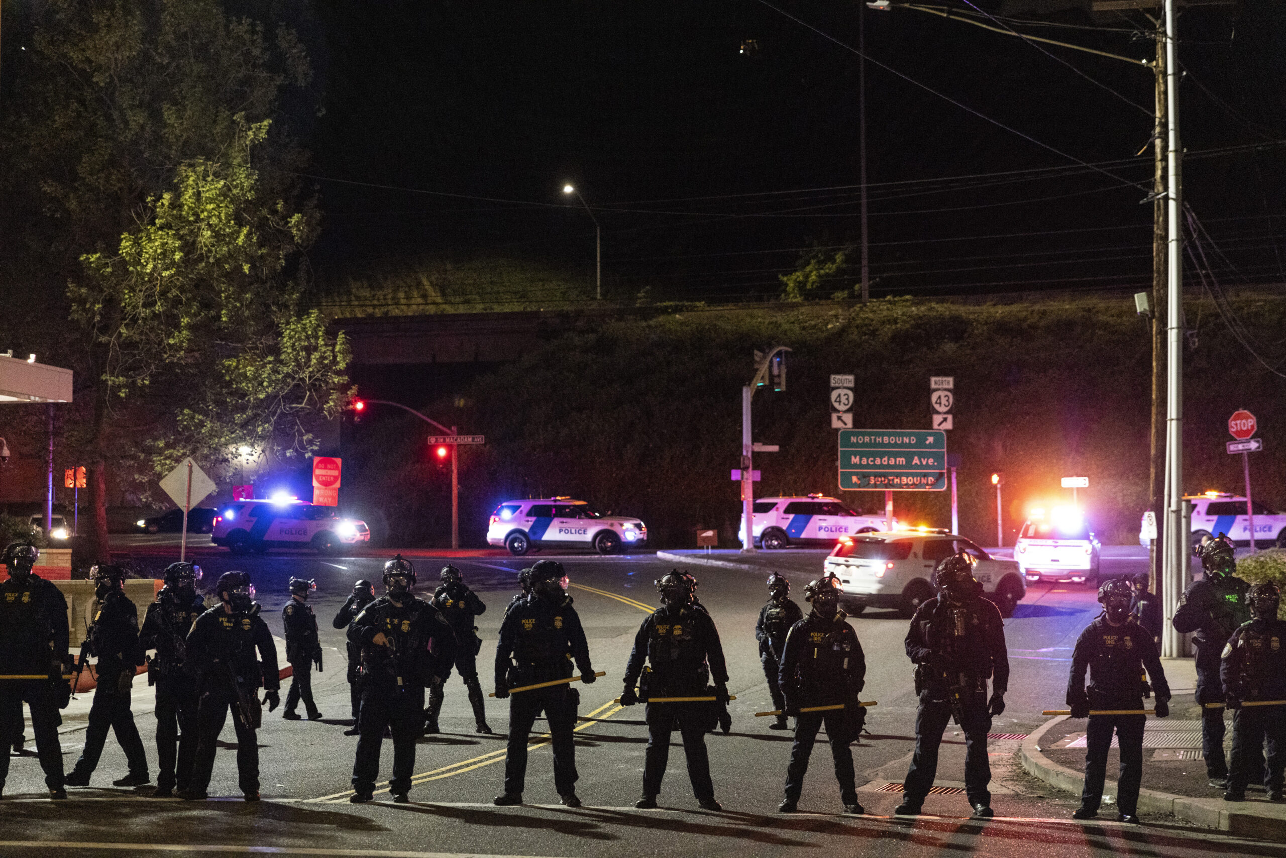 Portland rioter draws knife on police after violence breaks out near ICE building, police say