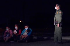 DHS dropped 40,000 COVID-19-positive migrants in US cities: Ex-border chief