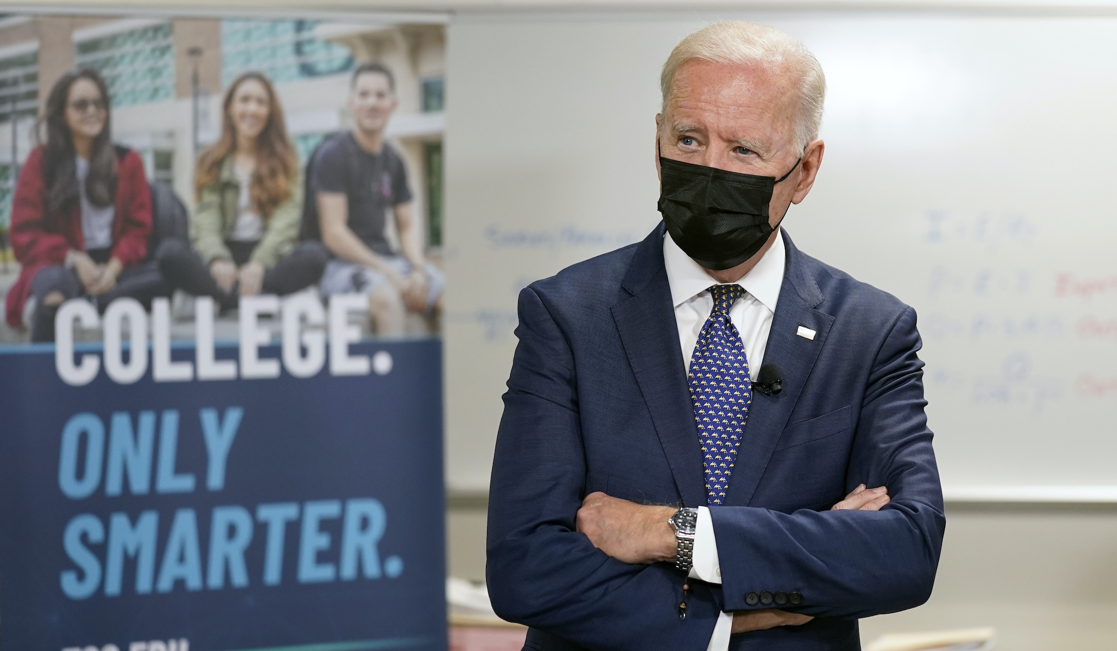 Democrats and Republicans demand ‘clear’ Biden message after mask-wearing confusion