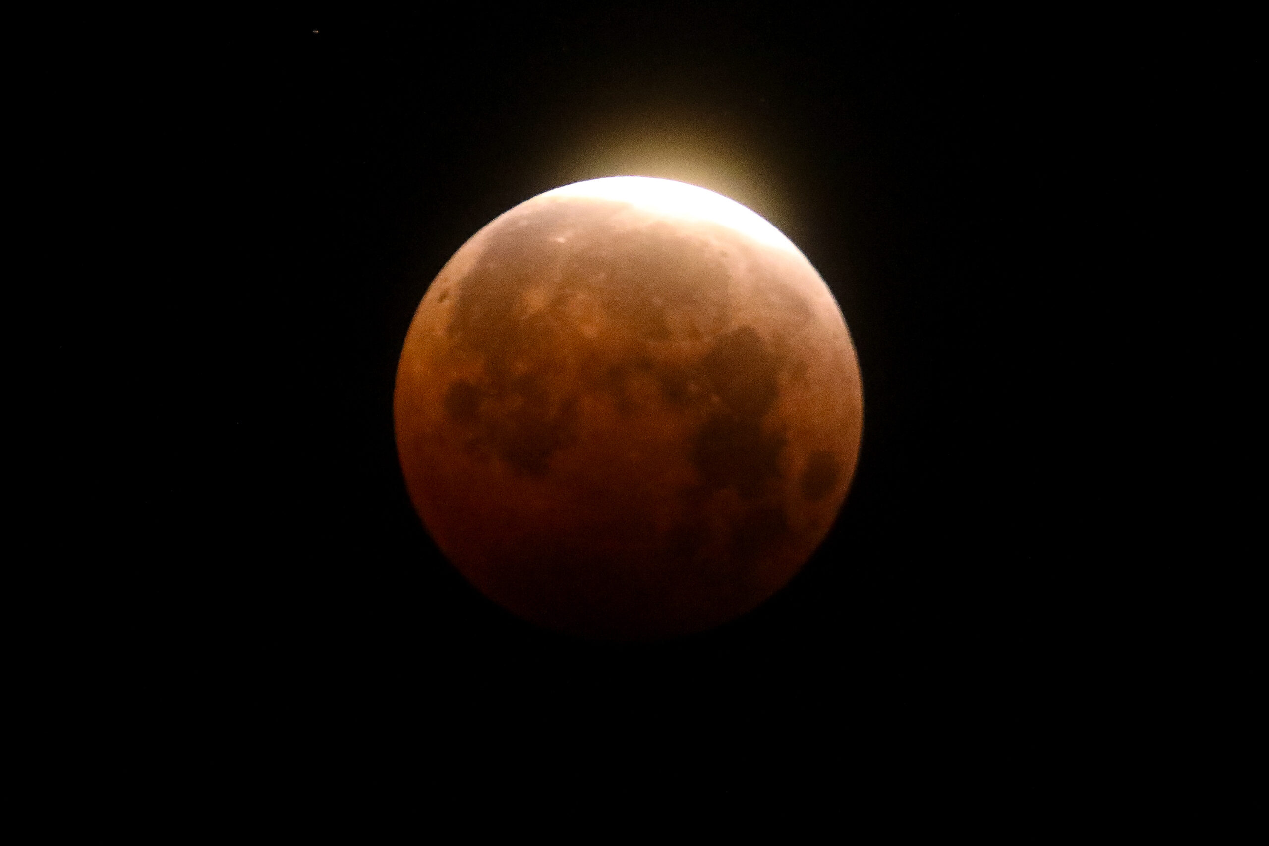 Americans to see ‘Super Flower Blood Moon’ eclipse this weekend